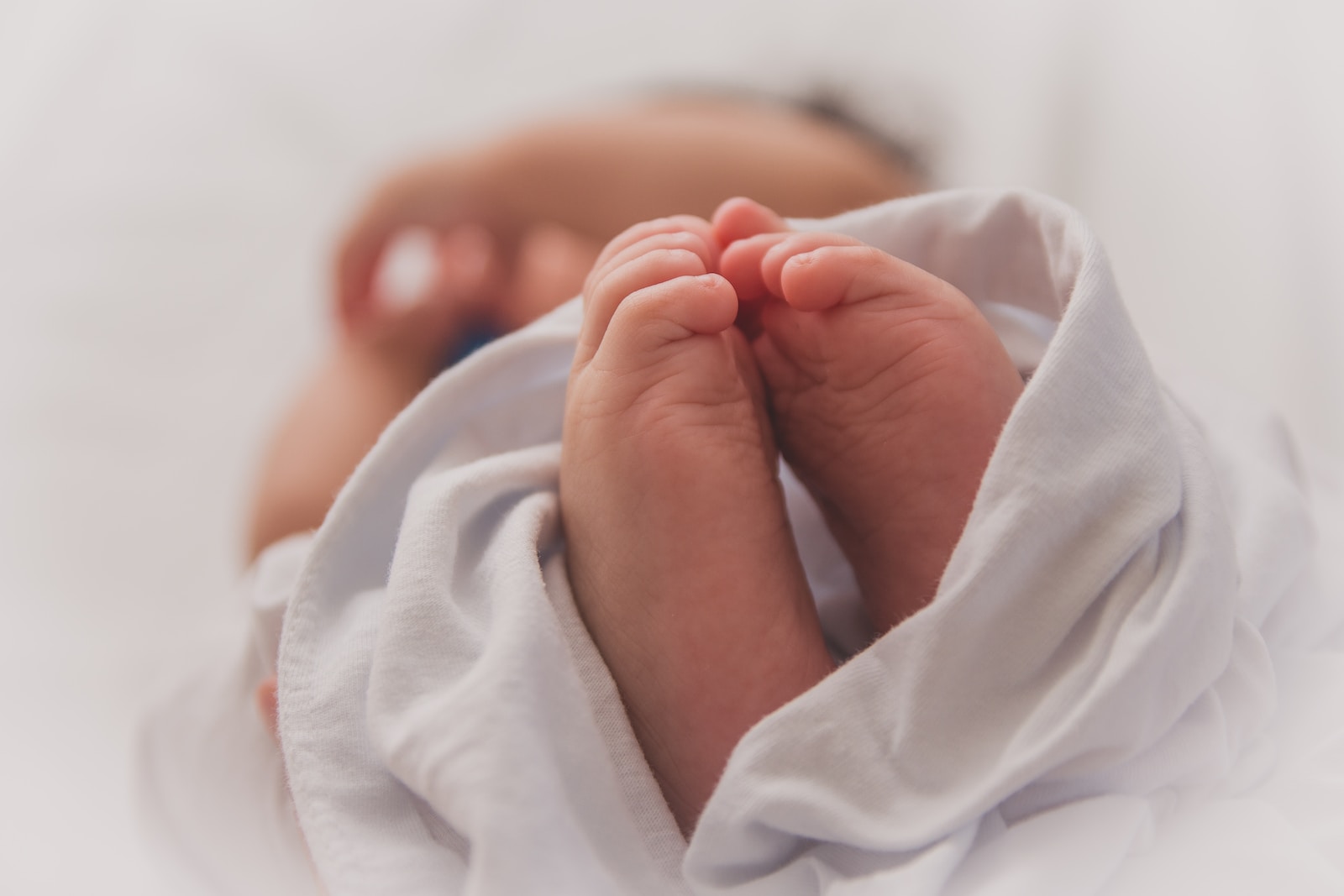 התינוק נפגע במהלך הלידה- האם אפשר לתבוע על רשלנות רפואית?